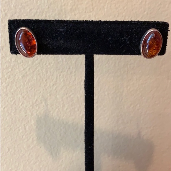 Oval Amber Earrings - Picture 1 of 4